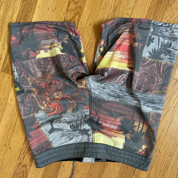 Billabong mens boardshort - Picture 4 of 5